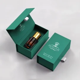 Magnetic Closure Boxes with Inserts